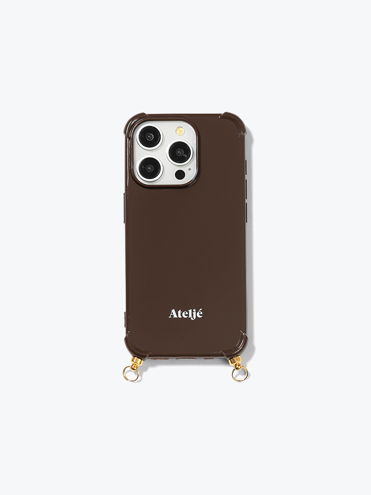 Atelje – Atelje - iPhone 16 Case Dark Brown - Phone Accessoires - Dames – Bruin – Phone