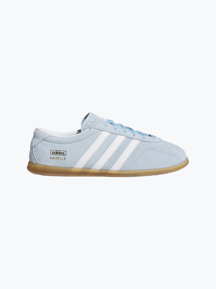 Adidas – Adidas - Gazelle Lo Pro W Clesky/Ftwwht/Gum3 Blue - Schoenen - Unisex – Blauw – Schoenen
