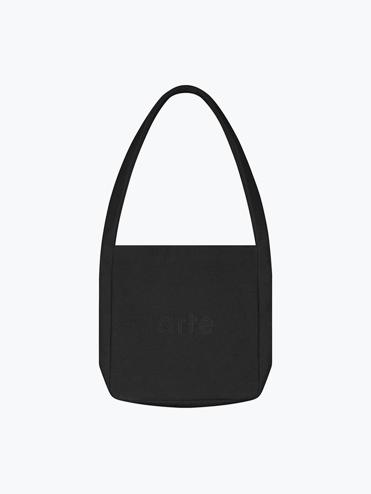 Arte Antwerp – Arte Antwerp - Boiled Wool Bag Black - Tassen - Heren – Zwart – Tassen