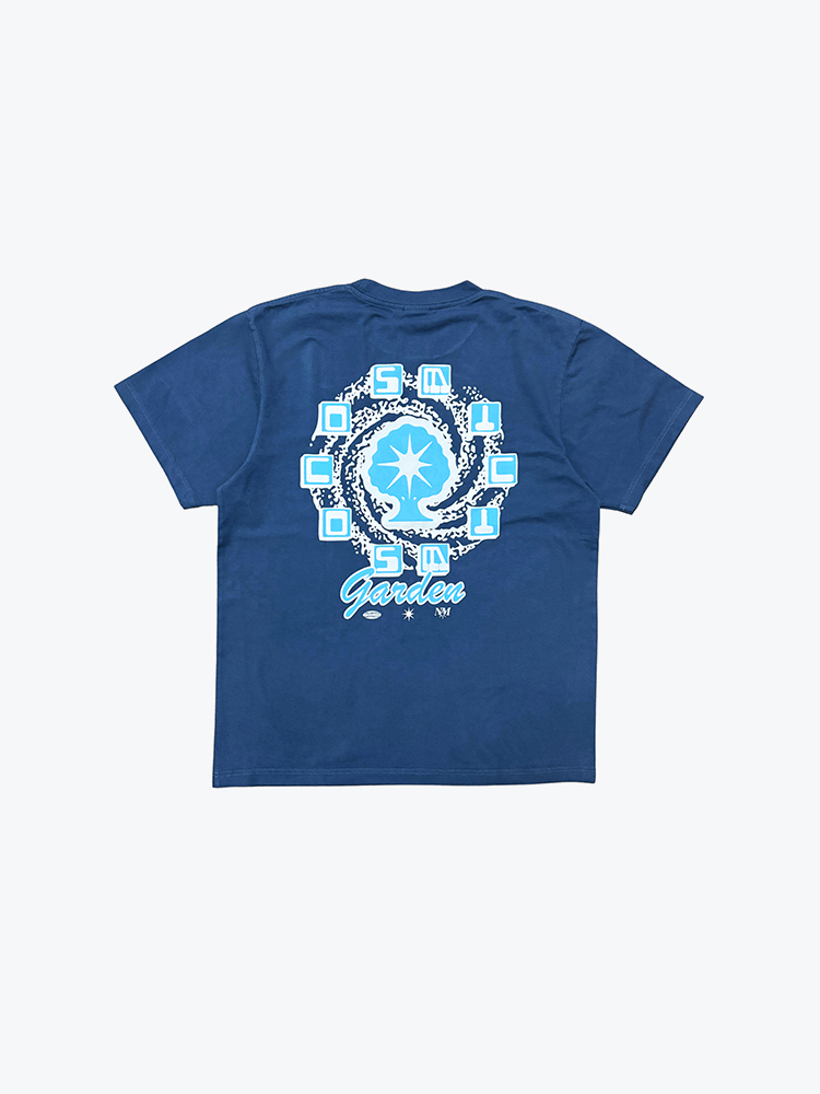 Nowadays Magazine – Nowadays Magazine - Swirl Tee Vintage Blue - T-Shirts - Heren – Blauw – T-Shirts