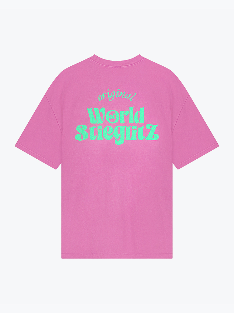 Stieglitz – Stieglitz - World of Stieg Oversized T-shirt Pink - T-Shirts - Dames – Roze – T-Shirts