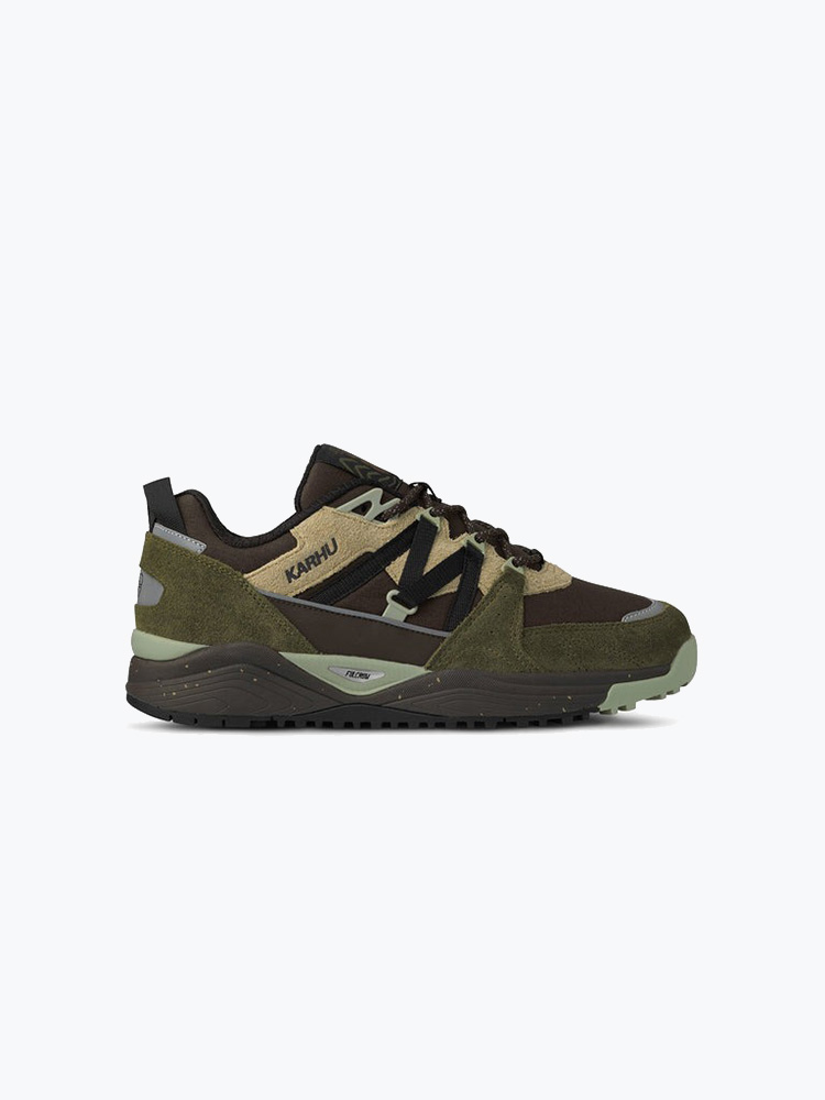 Karhu – Karhu - Fusion 2.0 (F804196) Pale Olive Green / Jet Black - Schoenen - Unisex – Groen – Schoenen