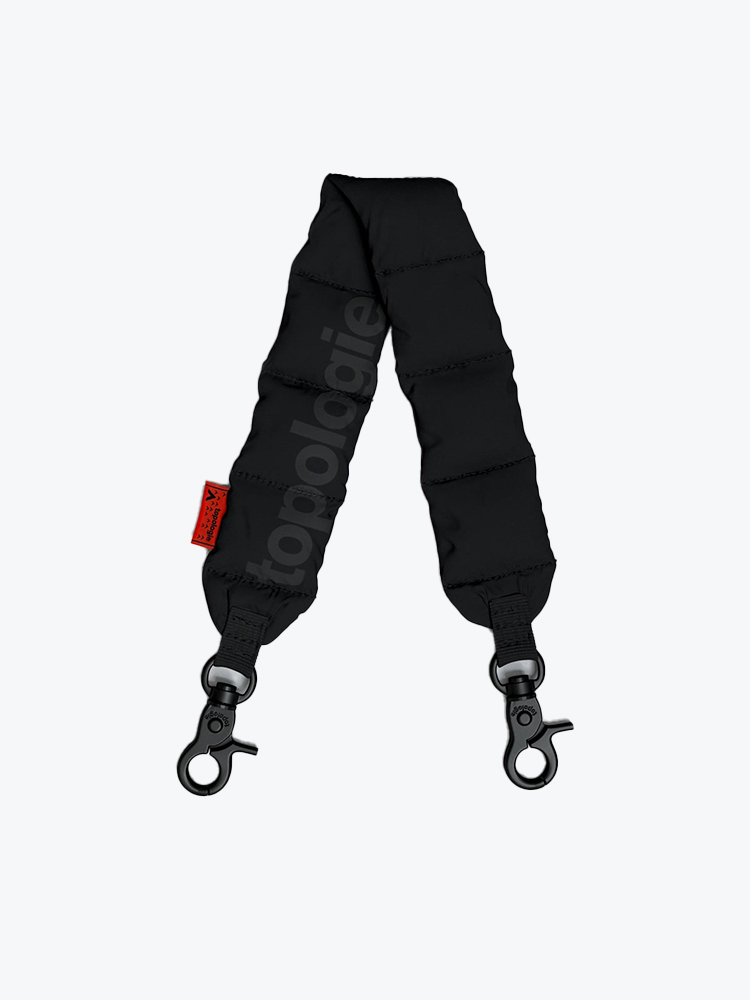 Topologie – Topologie - Puffer Wrist Strap Black Tech Sateen (NOOS) Black - Tassen - Unisex – Zwart – Tassen