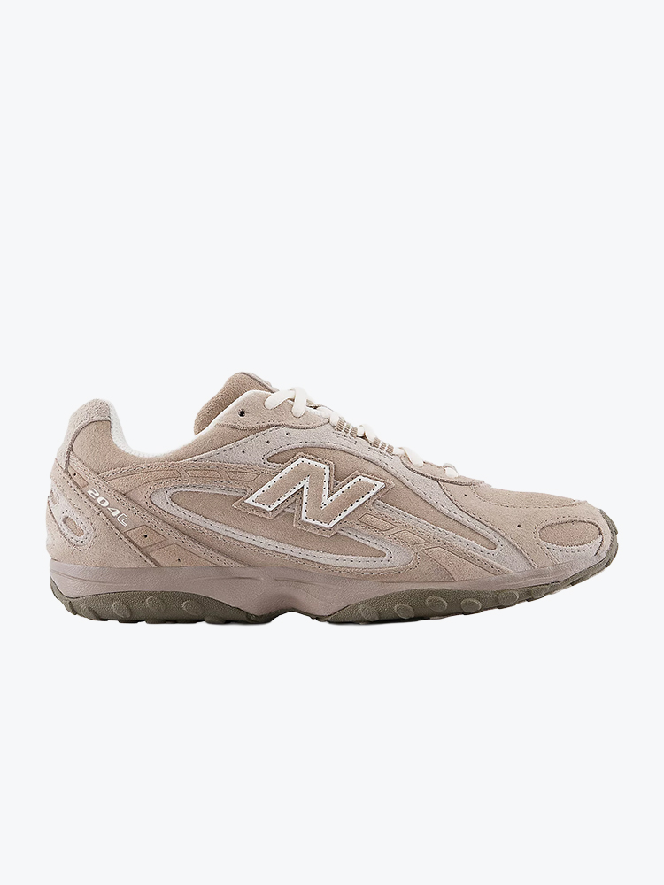 New Balance New Balance - U204LMMA Mushroom - Schoenen - Unisex Bruin Schoenen