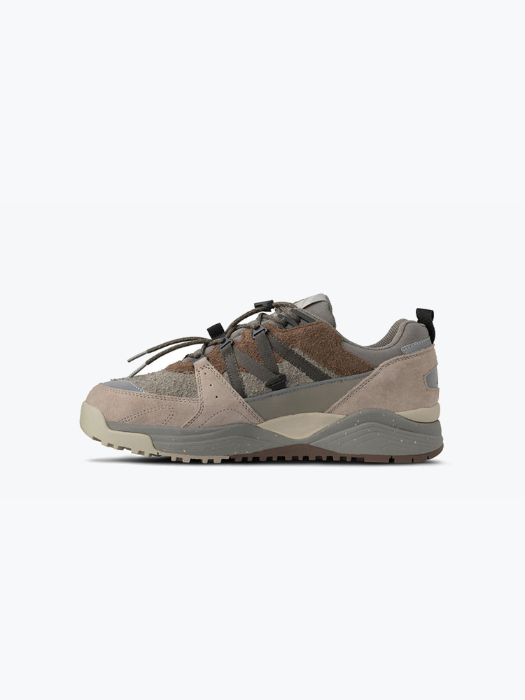 Karhu Karhu - Fusion XC (F830024) Atmosphere / Tarmac - Schoenen - Unisex Multi Schoenen