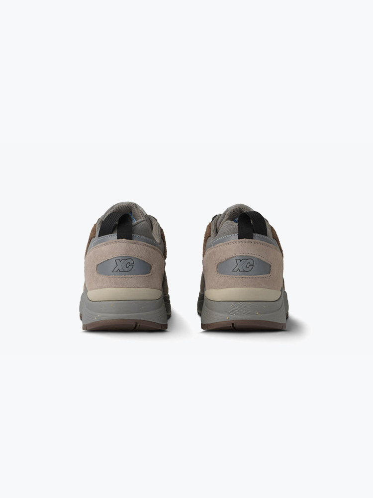 Karhu Karhu - Fusion XC (F830024) Atmosphere / Tarmac - Schoenen - Unisex Multi Schoenen